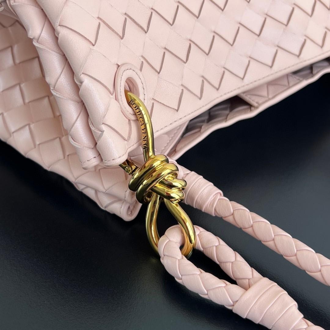 Bottega Veneta Large Parachute light pink 796571 30X26X20cm-duoc-ban-tai-Hvip Bags and Accessories