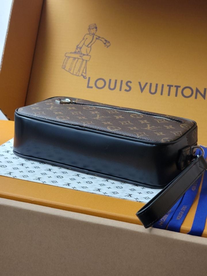 Louis Vuitton N47626
Pochette Kasai brown -duoc-ban-tai-Hvip Bags and Accessories