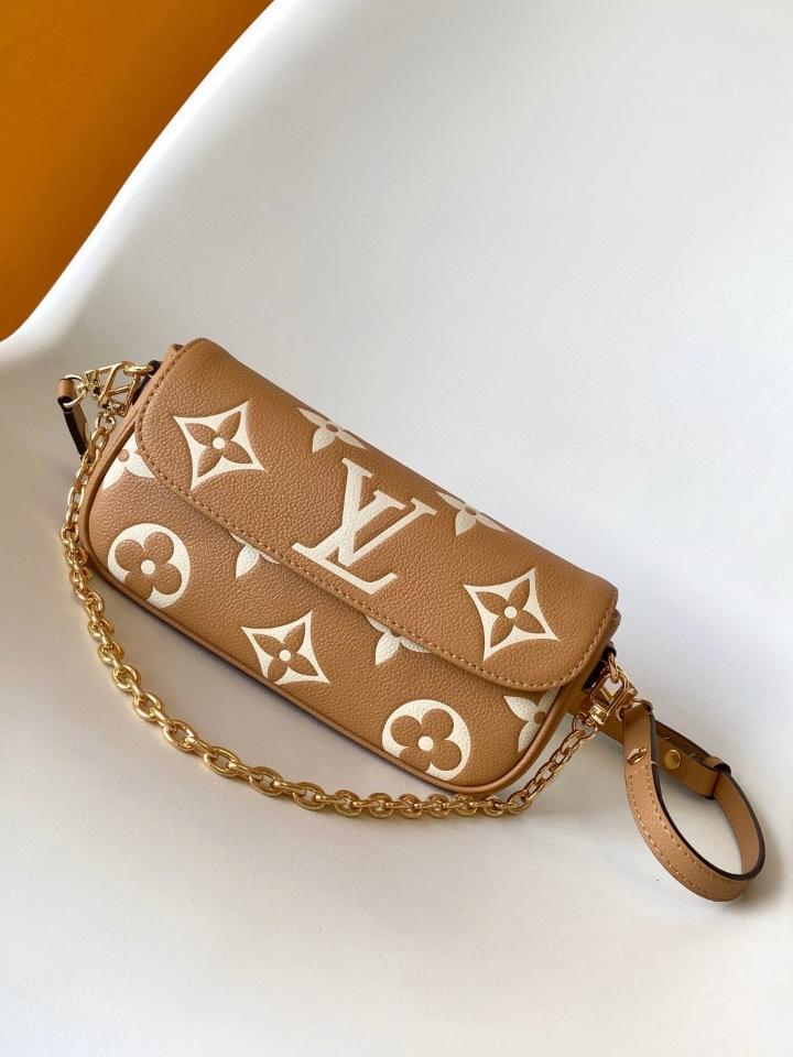 Louis Vuitton M12758
Túi Wallet On Chain Ivy 23.5 x 12.0 x 4.3cm (1)-duoc-ban-tai-Hvip Bags and Accessories