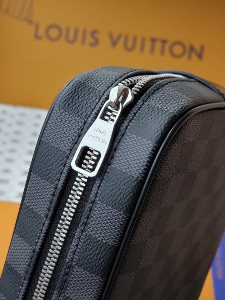 Louis Vuitton N47626
Pochette Kasai-duoc-ban-tai-Hvip Bags and Accessories