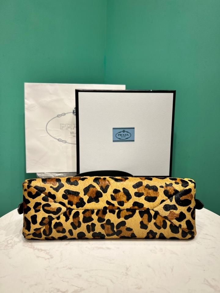 
Prada Aimèe medium printed leather shoulder bag 1BC229 31x18x10cm-duoc-ban-tai-Hvip Bags and Accessories