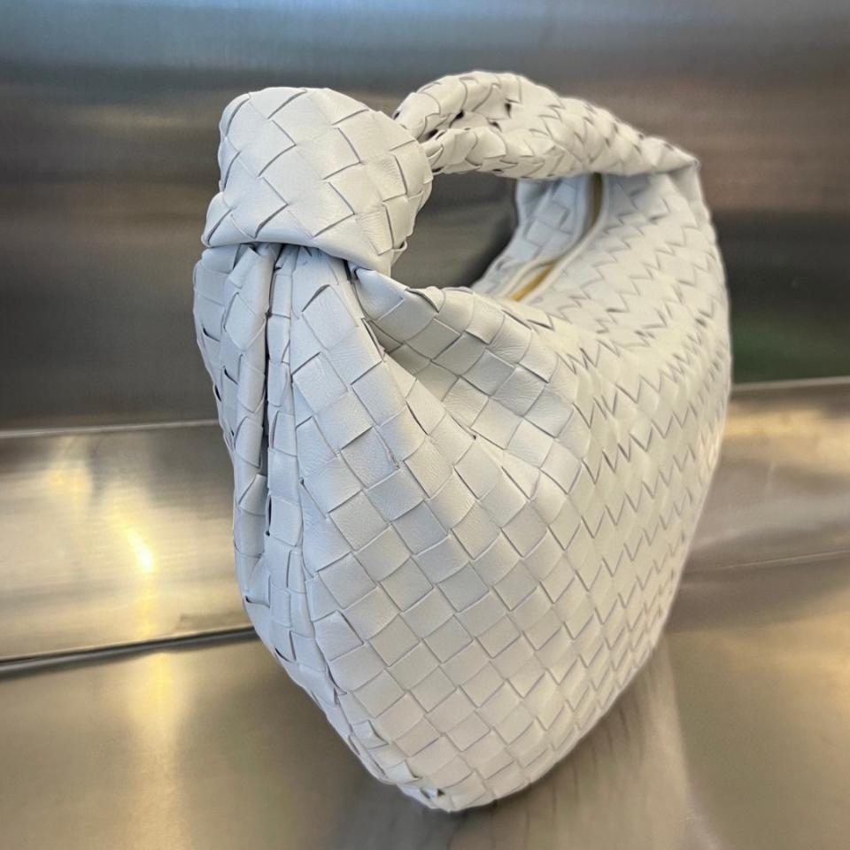 Bottega Veneta Jodie white 600261 48x40x16cm-duoc-ban-tai-Hvip Bags and Accessories