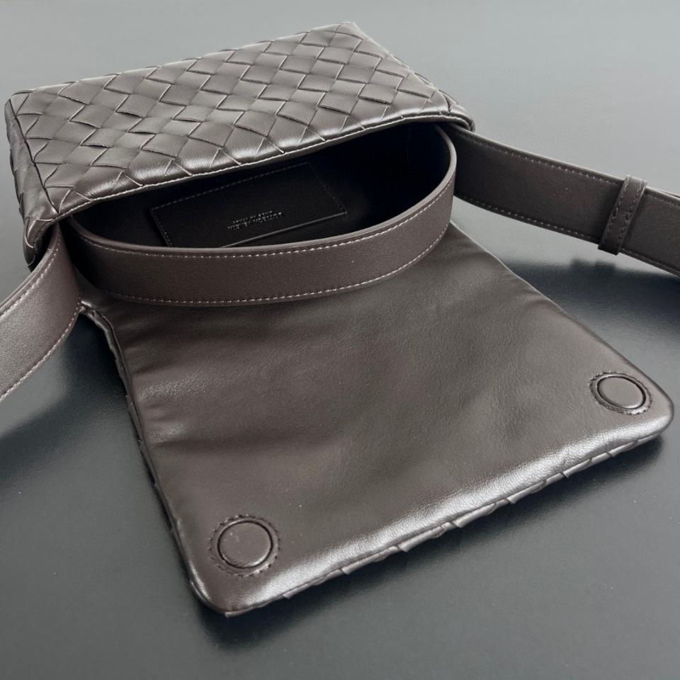 Bottega Veneta Intrecciato Mini Bag With Flap Fondant 857931 20x12x6.5cm-duoc-ban-tai-Hvip Bags and Accessories