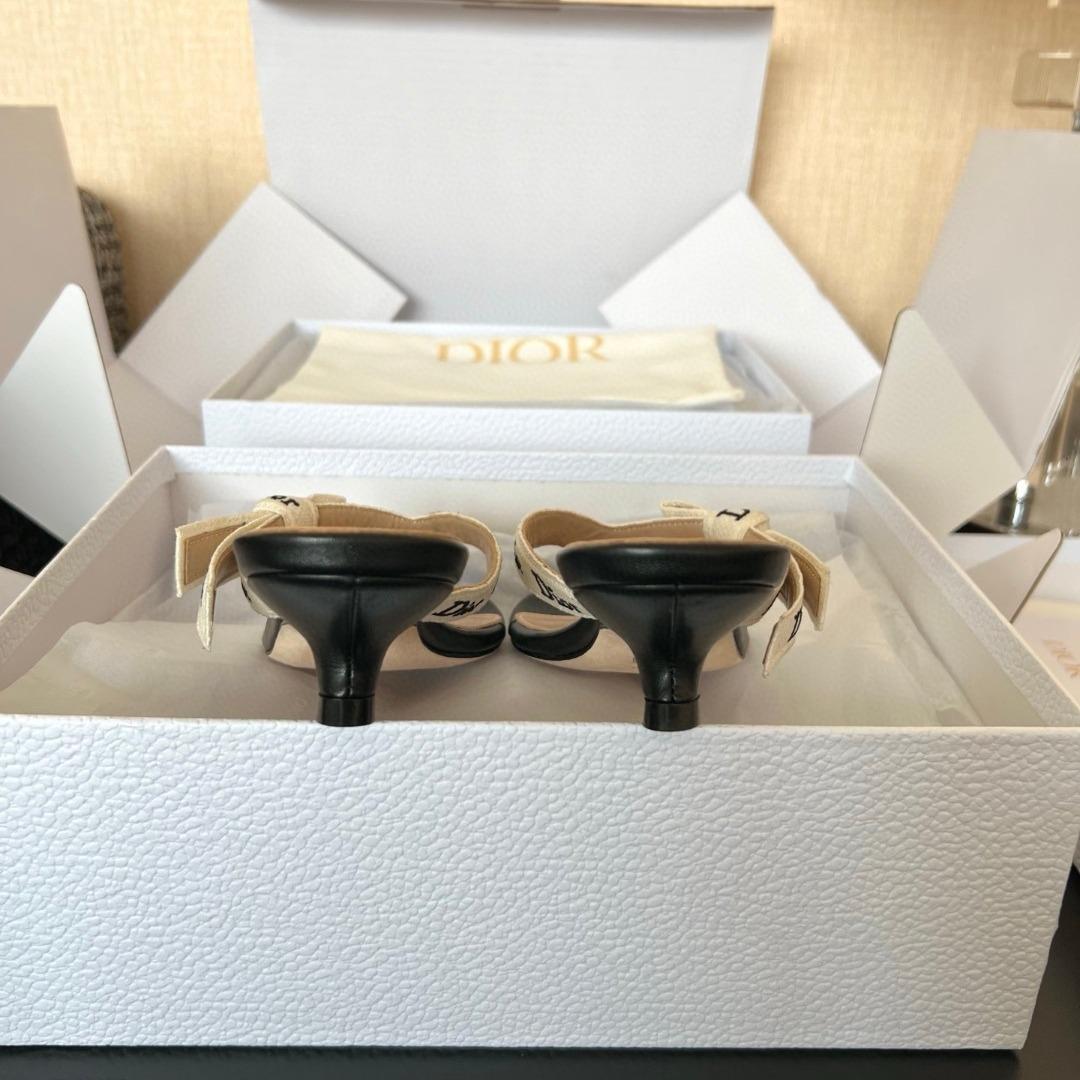 Dior J'Adior thong Sandals-duoc-ban-tai-Hvip Shoes and Clothes
