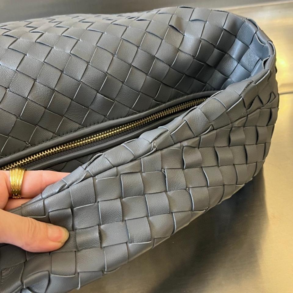 Bottega Veneta Jodie grey 60026148x40x16cm.-duoc-ban-tai-Hvip Bags and Accessories