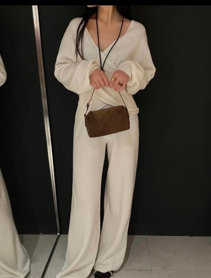 The Row 90's Bag in Nubuck dark Aniline 19.5x10x8cm -duoc-ban-tai-Hvip Bags and Accessories