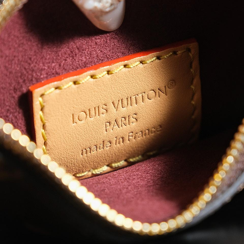 Louis Vuitton M12925
Túi All In BB 𝟏𝟖*𝟏𝟐*𝟏𝟔𝐜𝐦-duoc-ban-tai-Hvip Bags and Accessories
