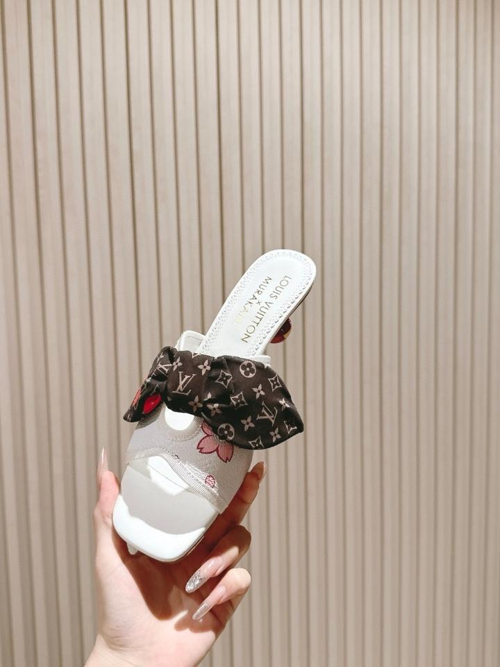 Louis Vuitton LV x TM Cherie Mules leather white 🌸 55mm (1) -duoc-ban-tai-Hvip Shoes and Clothes