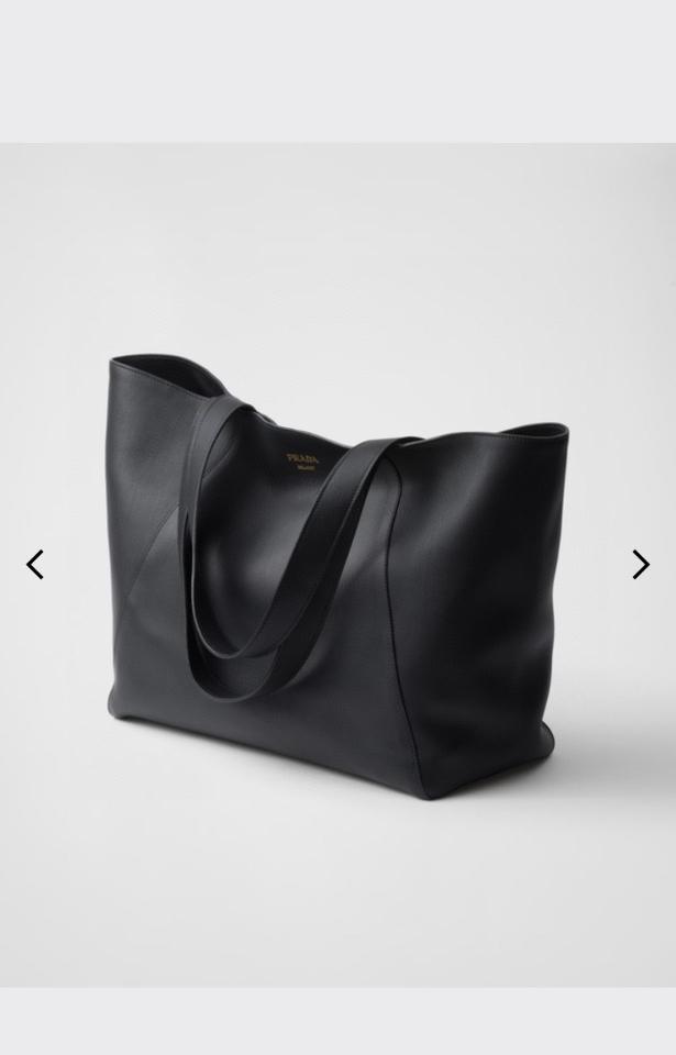 Prada
Leather tote bag 2VG123 40x35.5x14cm-duoc-ban-tai-Hvip Bags and Accessories