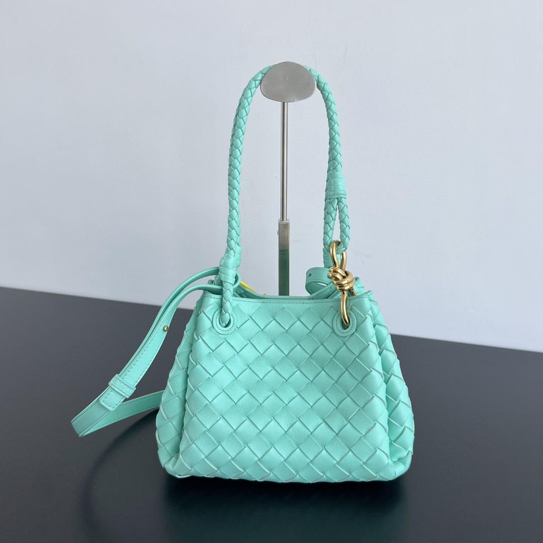 Bottega Veneta Small Parachute Intrecciato light green 796569 21X17X16.5cm-duoc-ban-tai-Hvip Bags and Accessories