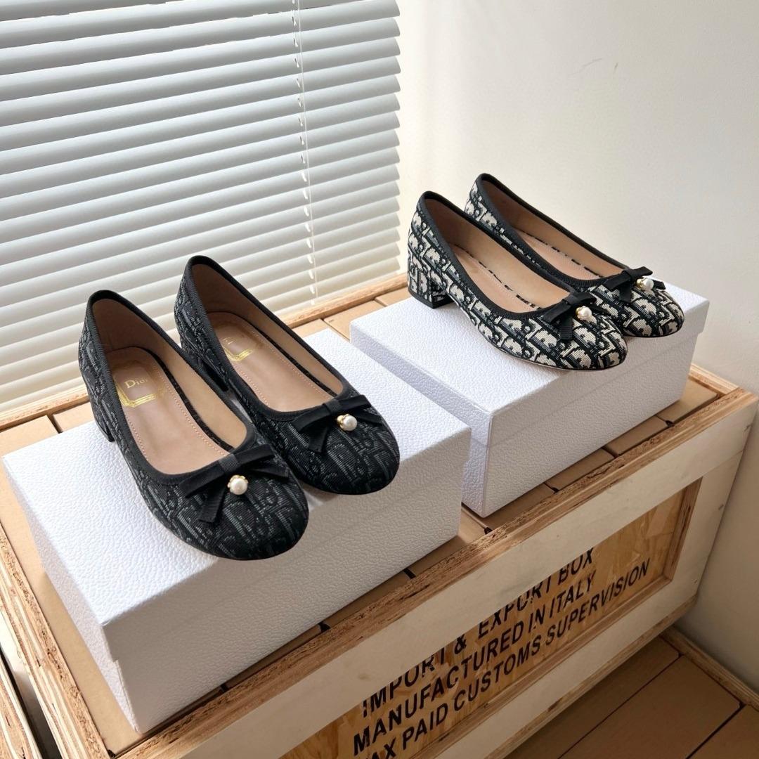Dior Ballet FlatDeep Blue Dior Oblique Embroidered Cotton-duoc-ban-tai-Hvip Shoes and Clothes