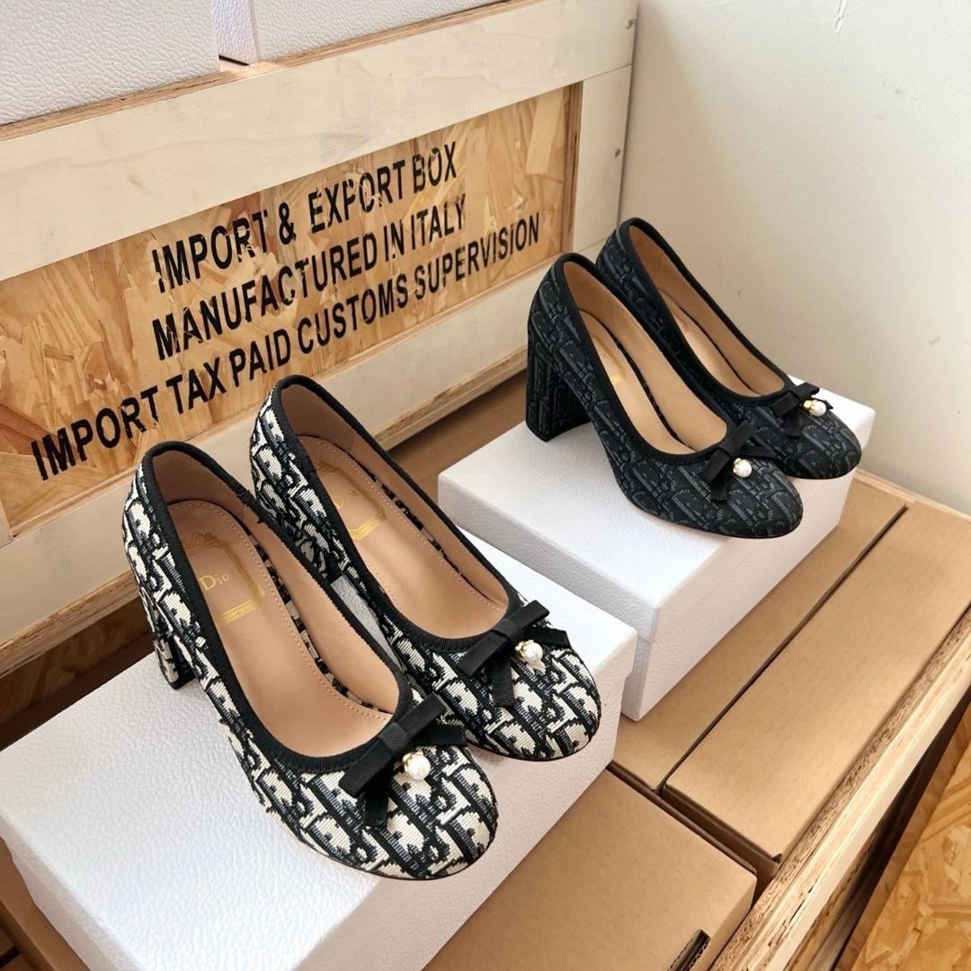 Dior Pump in cotton Embroidered 90mm-duoc-ban-tai-Hvip Shoes and Clothes