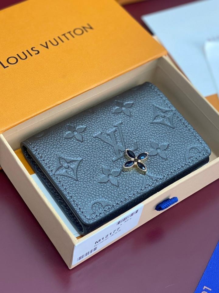 Louis Vuitton M12177
Business Card Holder-duoc-ban-tai-Hvip Bags and Accessories