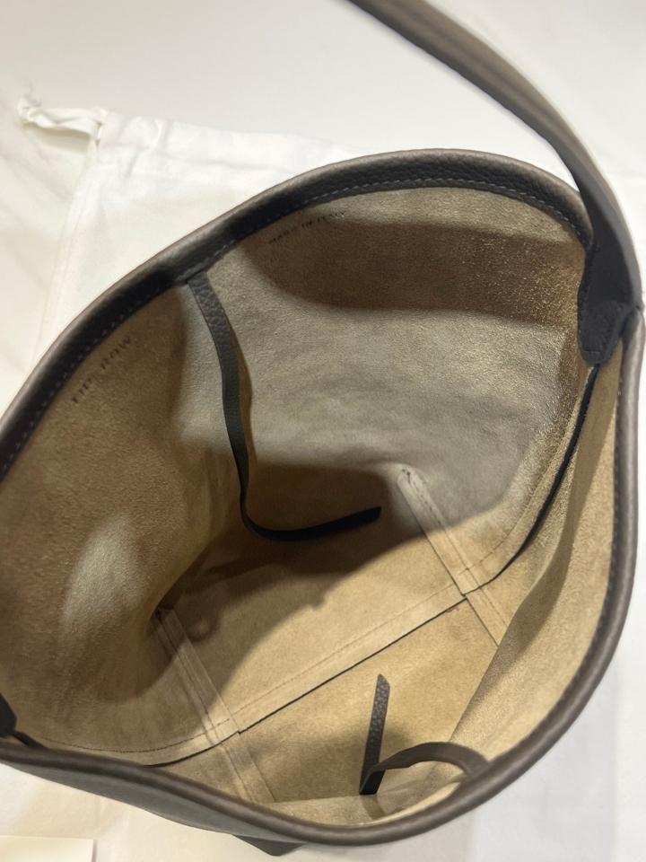 The Row Small N/S Park Tote Bag in Leather  dark Olive 24X22X11cm-duoc-ban-tai-Hvip Bags and Accessories