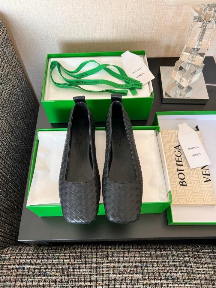 Bottega Veneta Charlotte Ballerina black -duoc-ban-tai-Hvip Shoes and Clothes