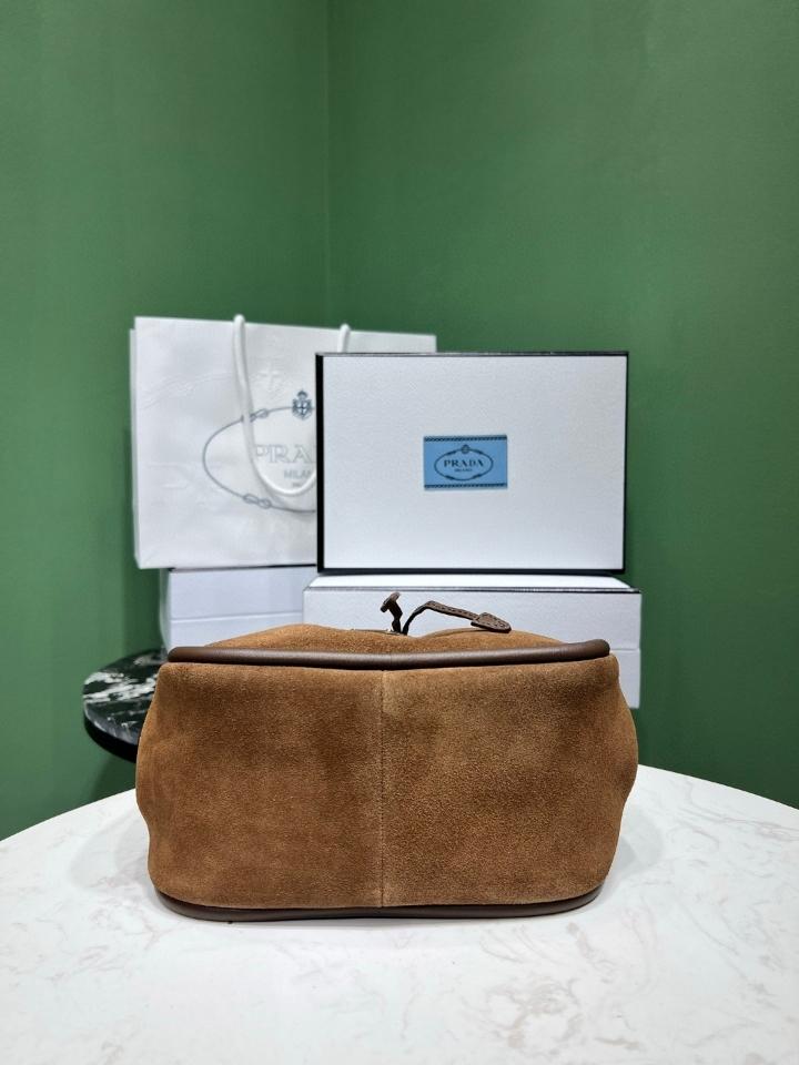 Prada suede brown shoulder bag 1BE087 22x21x10.5cm-duoc-ban-tai-Hvip Bags and Accessories