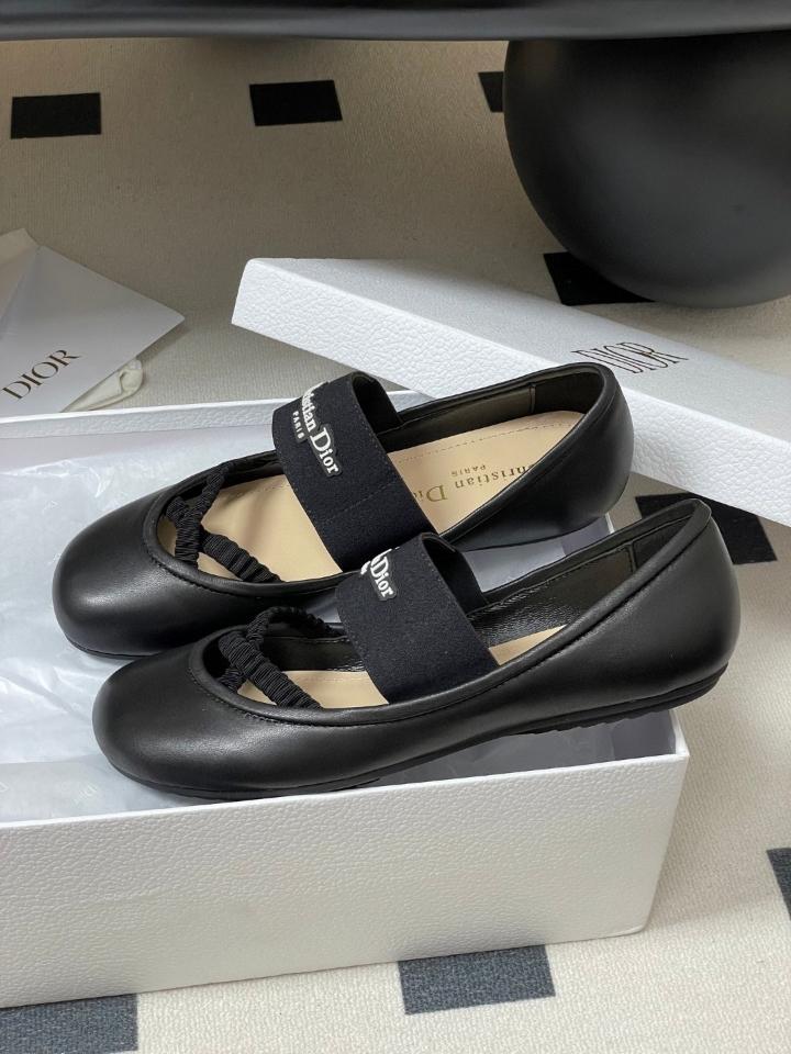 Dior Shade Ballet Flat
Black Lambskin and Elastic Straps
 KDF012LAB_S900 (2)-duoc-ban-tai-Hvip Shoes and Clothes