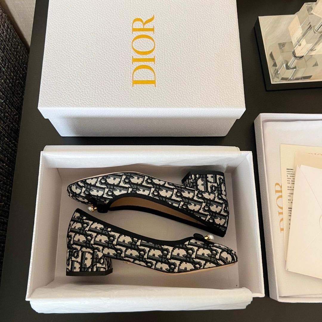 Dior Ballet FlatDeep Blue Dior Oblique Embroidered Cotton-duoc-ban-tai-Hvip Shoes and Clothes