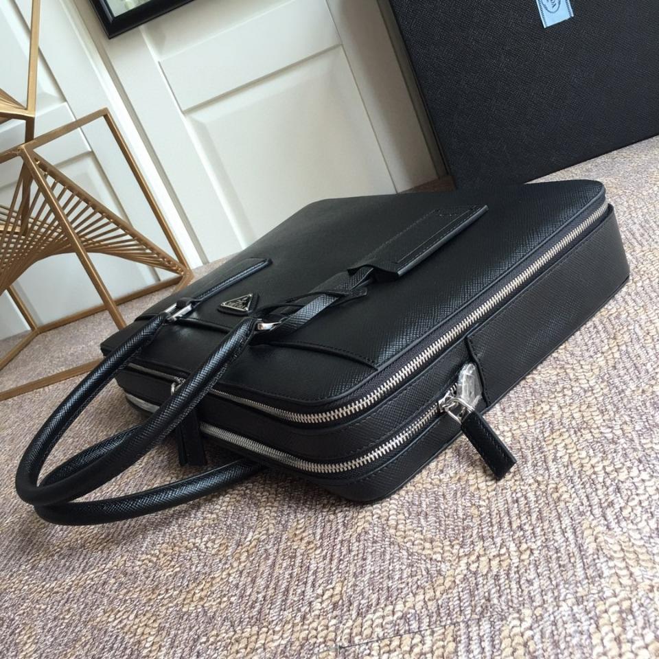 Prada Saffiano Leather briefs bag black 2VE366B 36,5 x28cm -duoc-ban-tai-Hvip Bags and Accessories