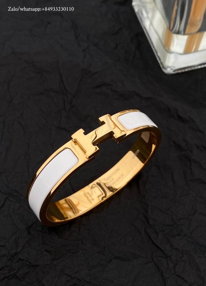 HERMÈS Clic H bracelet H700001F blanc GHW -duoc-ban-tai-Hvip Bags and Accessories