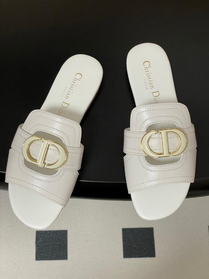 Dior 30 Montaigne Slide
White Calfskin
 KCO373CFY_S03W (2)-duoc-ban-tai-Hvip Shoes and Clothes