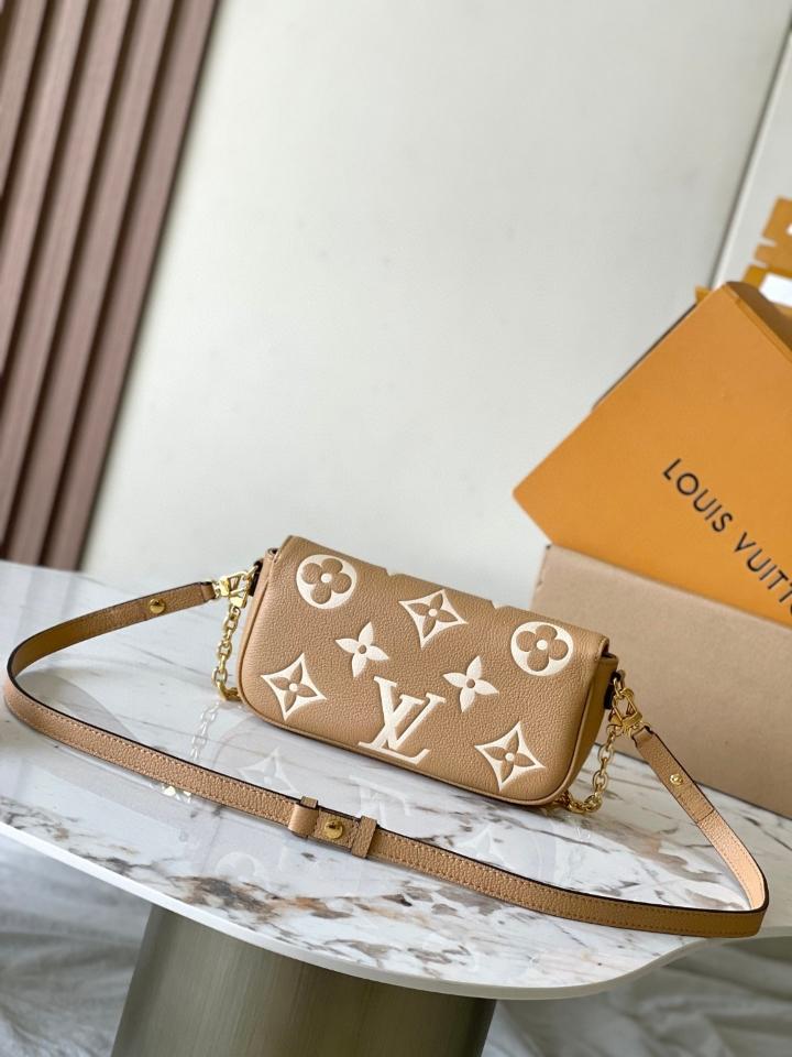 Louis Vuitton M12758
Túi Wallet On Chain Ivy 23.5 x 12.0 x 4.3cm L1 -duoc-ban-tai-Hvip Bags and Accessories