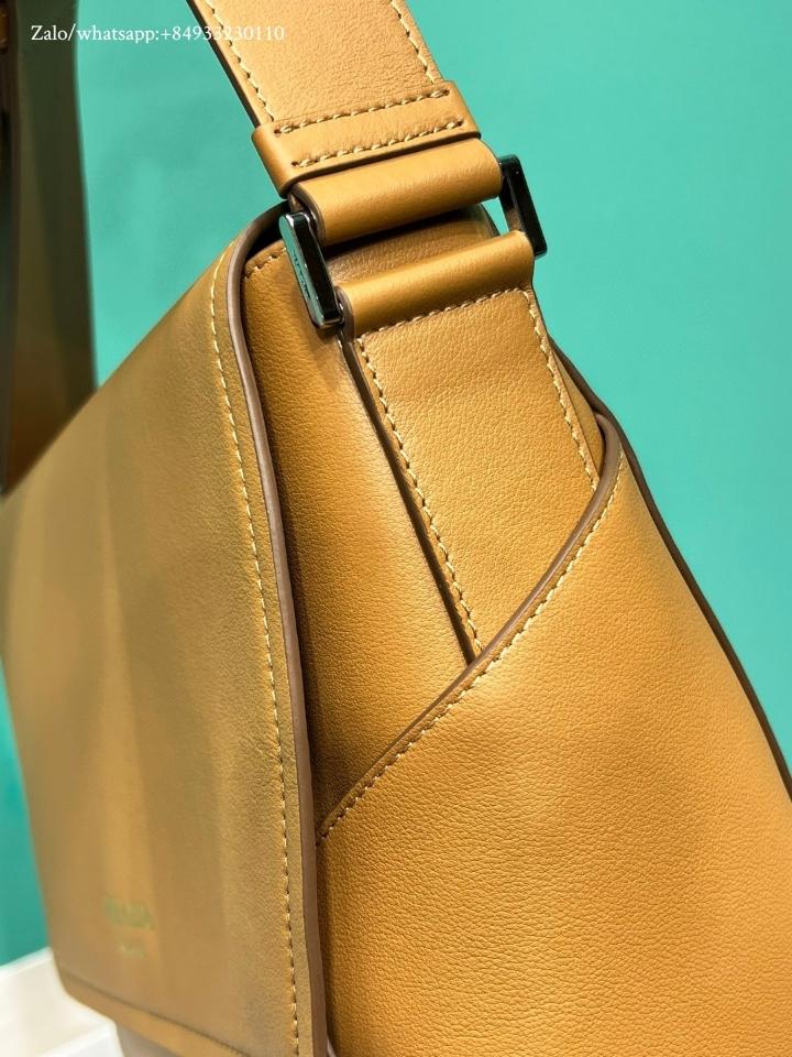 Prada Medium leather shoulder bag beige 2VD069 22x22x12cm-duoc-ban-tai-Hvip Bags and Accessories