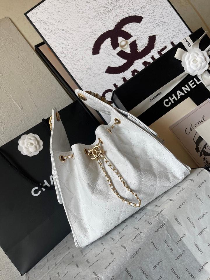 CHANEL 25 Small Handbag grained Calfskin & gold-tone tone Metal,white  AS5293 30-26-14cm-duoc-ban-tai-Hvip Bags and Accessories