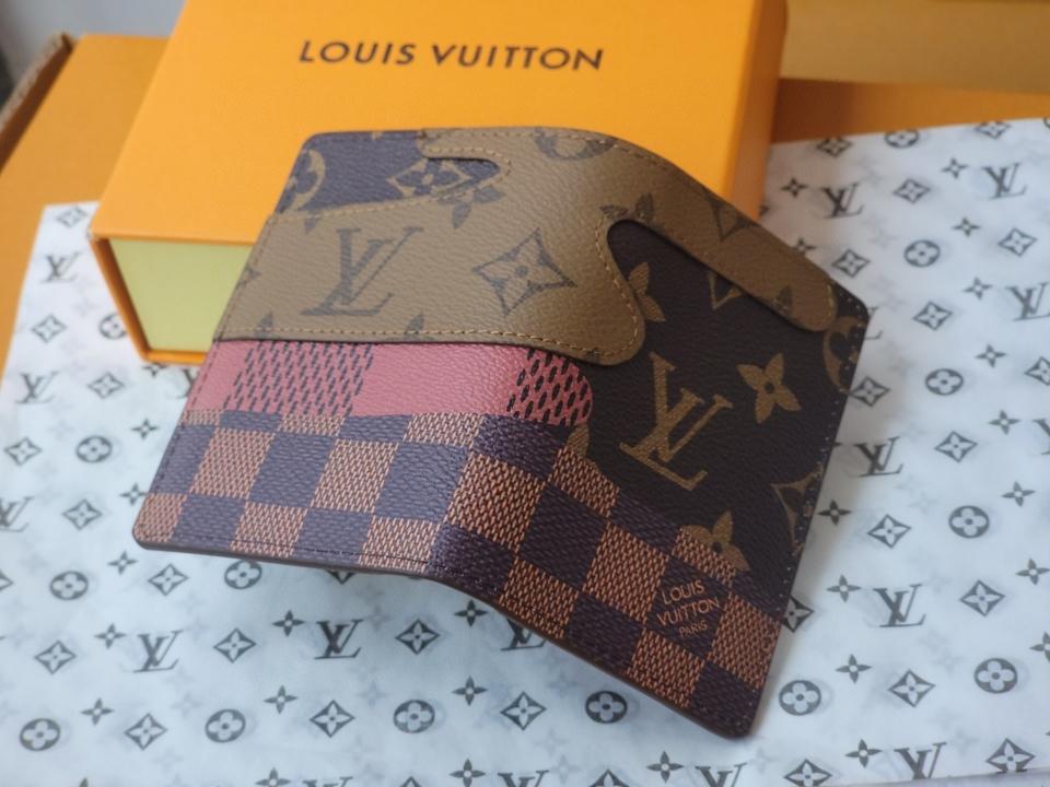 Louis Vuitton M26010
Ví Pocket Organizer-duoc-ban-tai-Hvip Bags and Accessories