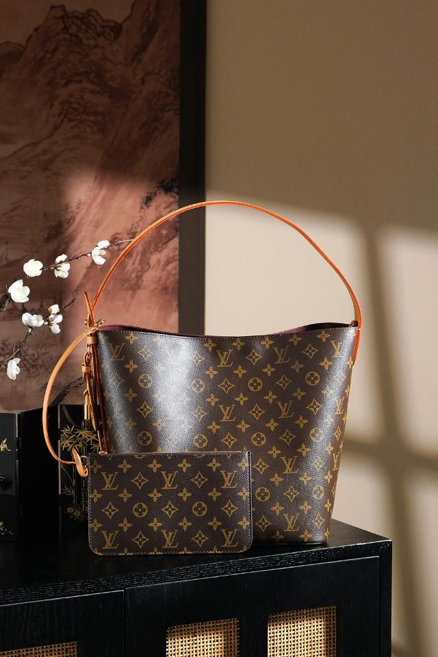 Louis Vuitton M12926
Túi All In GM 𝟑𝟏*𝟏𝟖*𝟐𝟔𝐜𝐦-duoc-ban-tai-Hvip Bags and Accessories