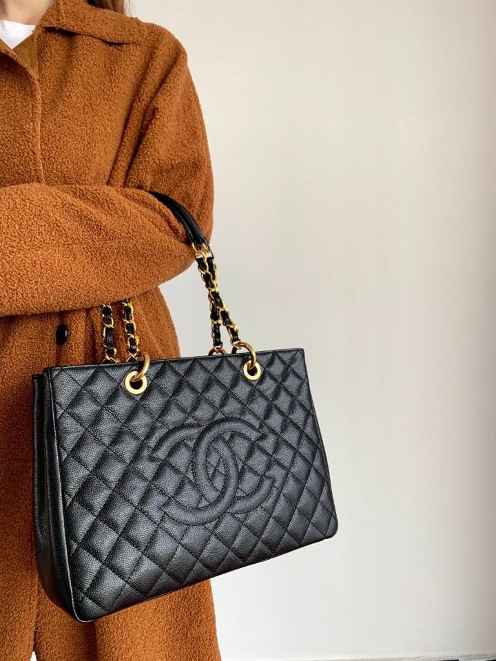 Chanel Tote shopping bag Grained Calfskin and Gold-Tone Metal black A50995 34x24x12cm-duoc-ban-tai-Hvip Bags and Accessories