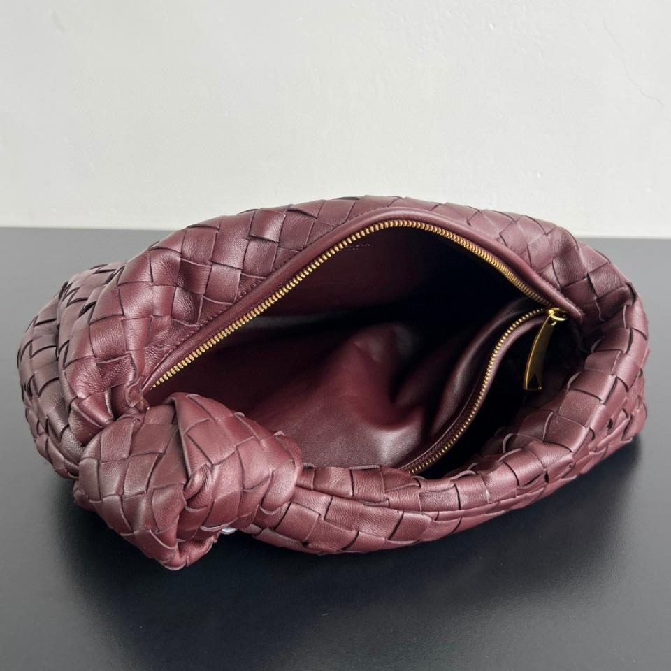 Bottega Veneta Small Jodie Deep mahogany 690225 36x21x13-duoc-ban-tai-Hvip Bags and Accessories