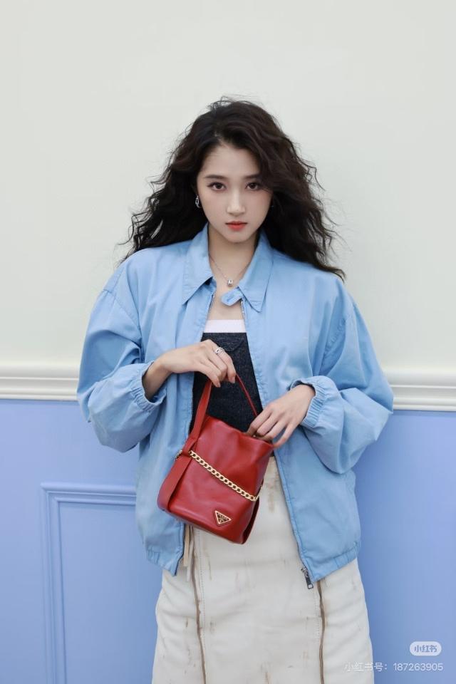 Prada Petit Sac Noir mini nappa leather bucket bag cherry 14x20x15cm-duoc-ban-tai-Hvip Bags and Accessories