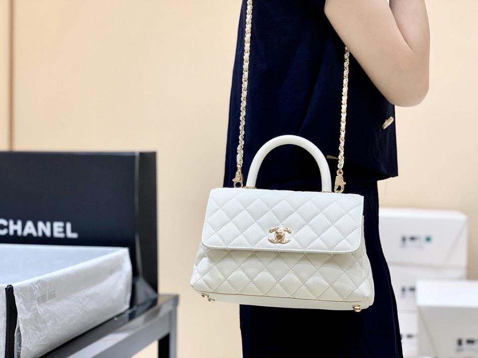 Chanel 22P small coco handle bag Grained calfskin ,Shiny gold tone metal ,white AS92990 23cm-duoc-ban-tai-Hvip Bags and Accessories