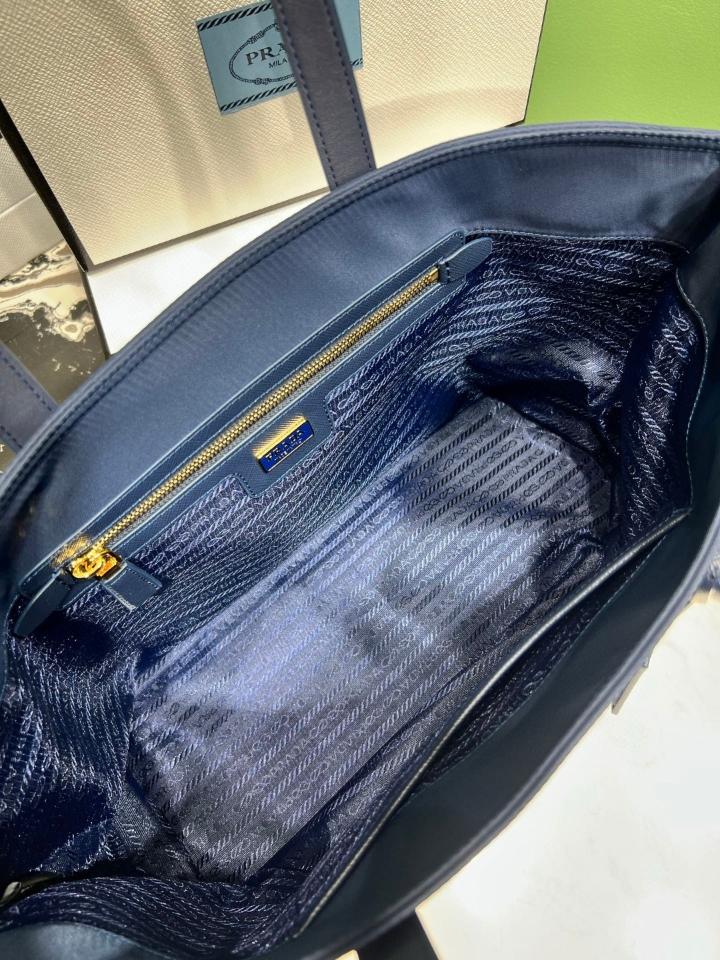 Prada Re-Edition 1978 medium Re-Nylon and Saffiano leather tote bag Baltic Blue 1BG555 35x26x15cm-duoc-ban-tai-Hvip Bags and Accessories