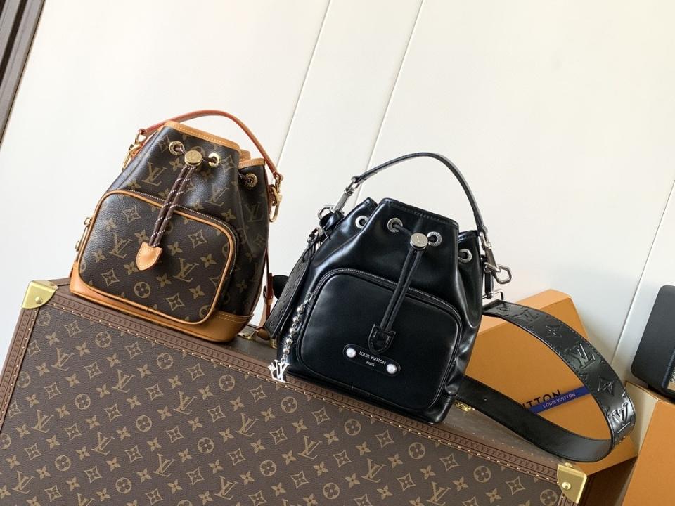 Louis Vuitton M14017
Fashion Show
Noé Cargo 24 x 16 x 22cm-duoc-ban-tai-Hvip Bags and Accessories