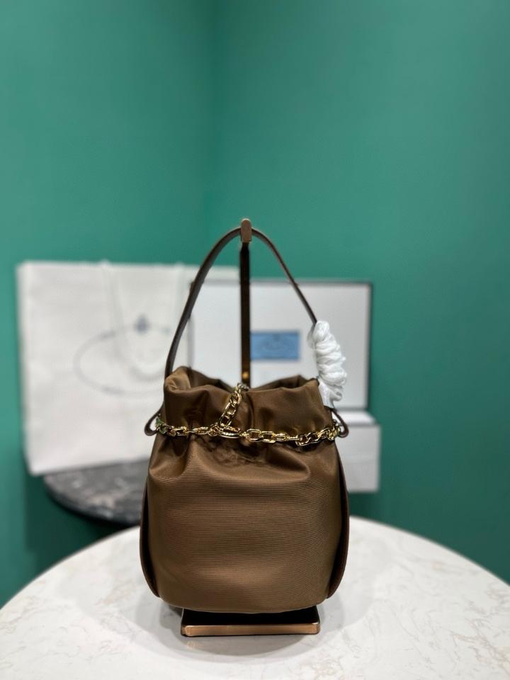 Prada Petit Sac Noir Re-Nylon and nappa leather mini bucket bag 1BE088 brown 14x20x15 cm-duoc-ban-tai-Hvip Bags and Accessories