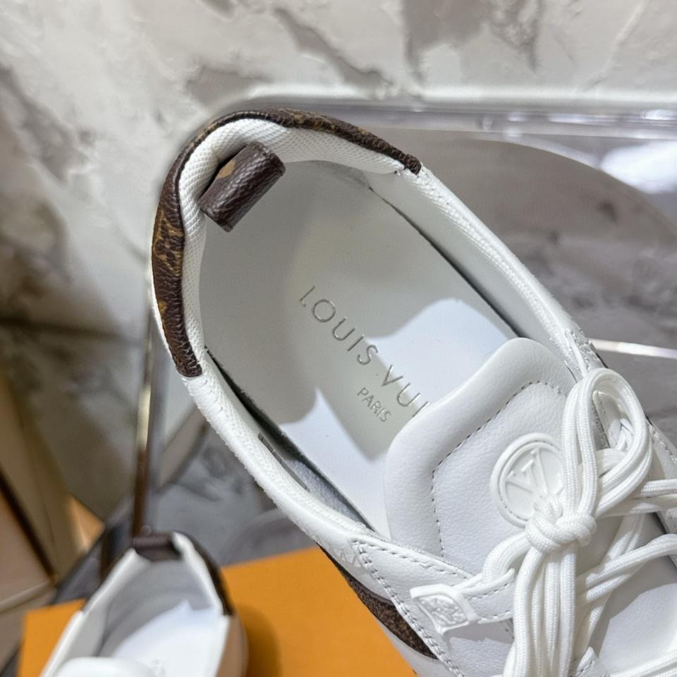 Louis Vuitton 1AHNC6
Giày LV Sneakerina (n1)-duoc-ban-tai-Hvip Shoes and Clothes