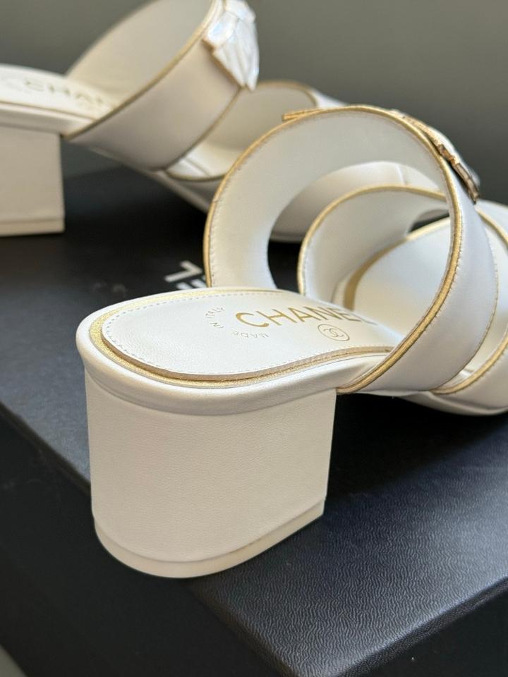 Chanel mules sandals in white leather(1)-duoc-ban-tai-Hvip Shoes and Clothes