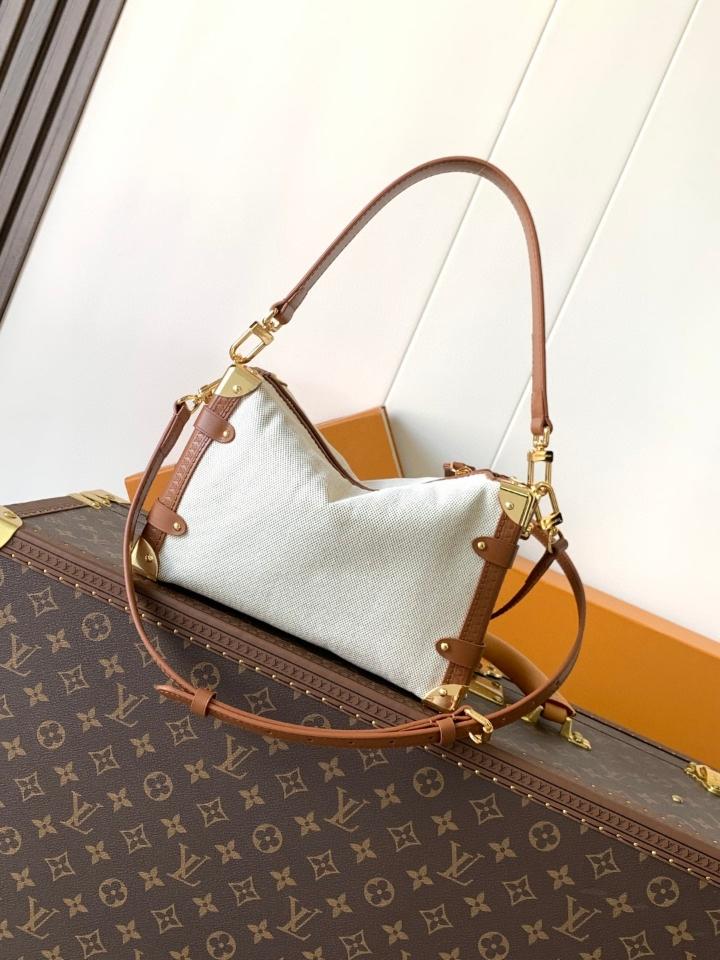 Louis Vuitton M14411
Side Trunk MM 16 x 8.5 x 23.5cm-duoc-ban-tai-Hvip Bags and Accessories