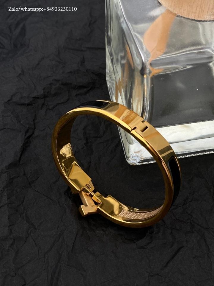 HERMÈS Clic H bracelet H700001F Noir GHW -duoc-ban-tai-Hvip Bags and Accessories