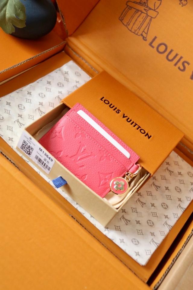 Louis Vuitton M13647
LV Charms Card Holder-duoc-ban-tai-Hvip Bags and Accessories