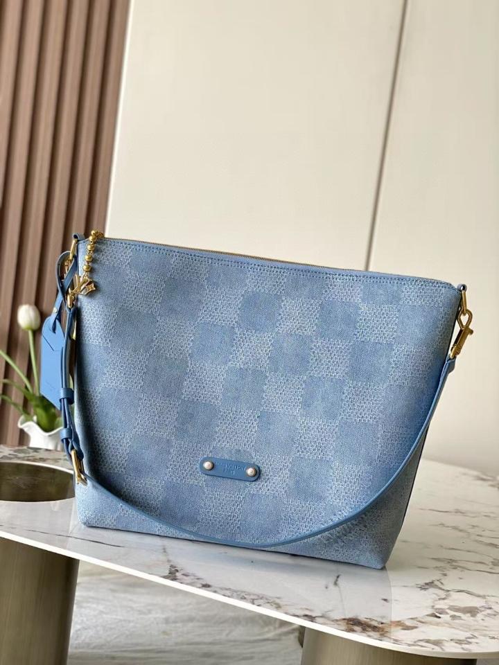 Louis Vuitton N00202
Vagabond Hobo 35 x 12 x 38cm Sao chép-duoc-ban-tai-Hvip Bags and Accessories