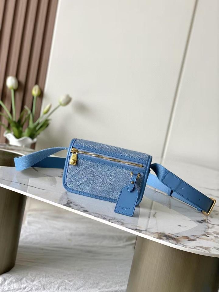 Louis Vuitton N00210
Bosphore Wearable Wallet12 x 7 x 19 cm-duoc-ban-tai-Hvip Bags and Accessories