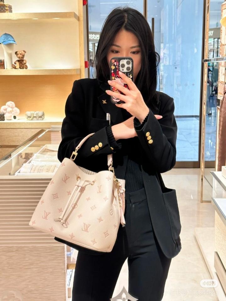 Louis Vuitton M14401
NéoNoé MM 26*26*17.5 CM -duoc-ban-tai-Hvip Bags and Accessories