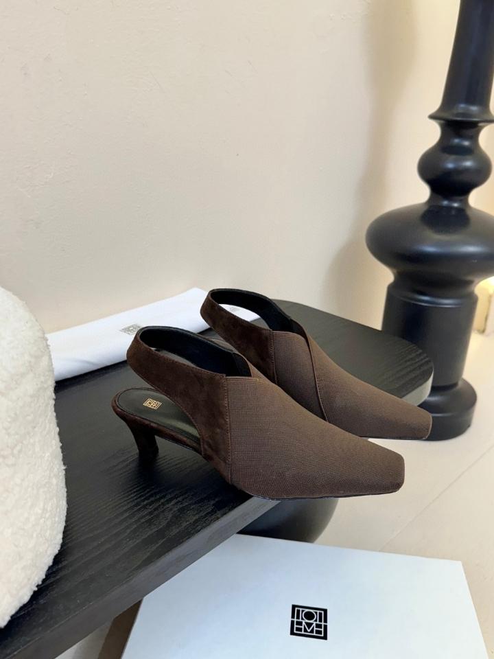 Totême The Mid Heel Elastic Slingback brown (1)-duoc-ban-tai-Hvip Shoes and Clothes
