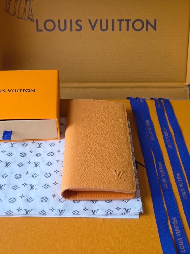 Louis Vuitton M25940
Brazza Wallet-duoc-ban-tai-Hvip Bags and Accessories