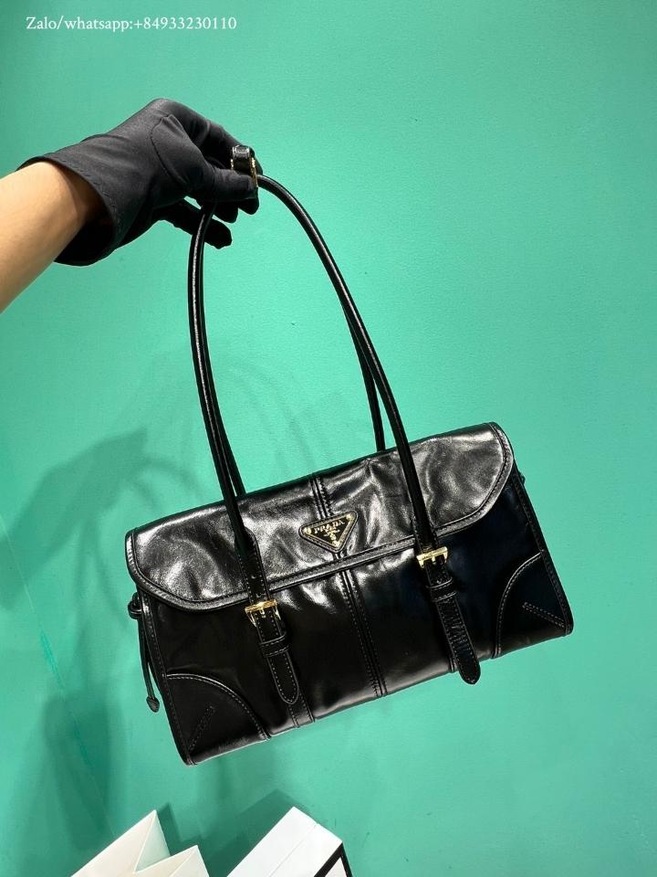 Prada Medium should bag in black calfskin 1BD376 31x15x12cm-duoc-ban-tai-Hvip Bags and Accessories