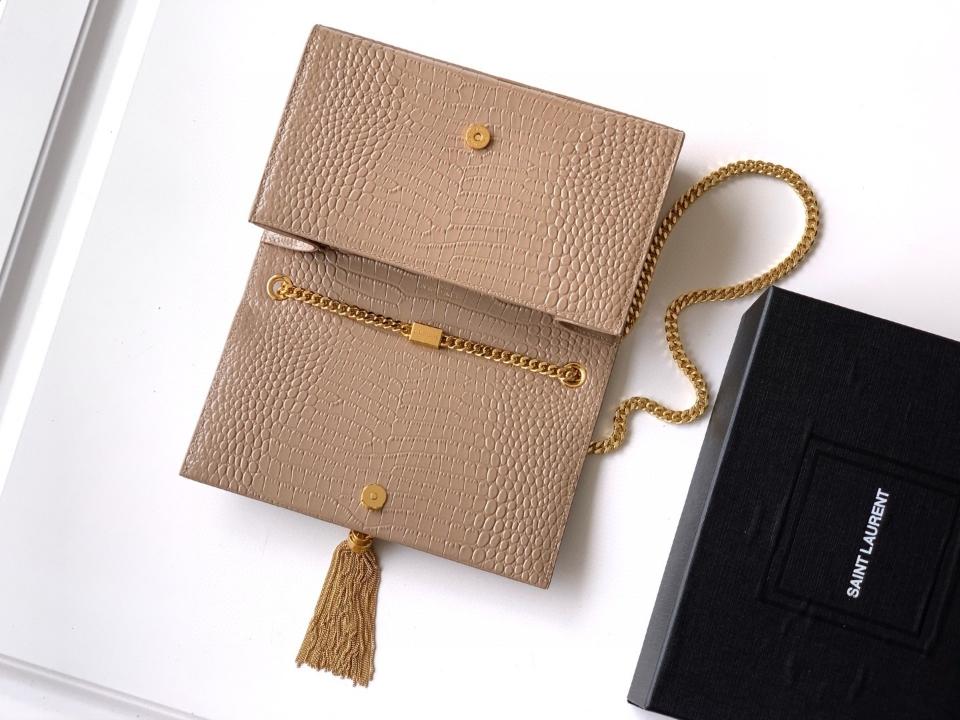 Saint Laurent Ysl 
KATE MEDIUM TASSEL IN CROCODILE-EMBOSSED LEATHER
Taupe 354119 24x14.5x5.5cm (1) -duoc-ban-tai-Hvip Bags and Accessories