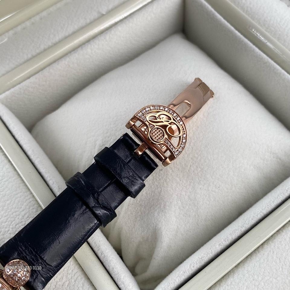 Breguet Reine de Naples 8928

8928BB/5W/944 DD0D 3L -duoc-ban-tai-Hvip Bags and Accessories